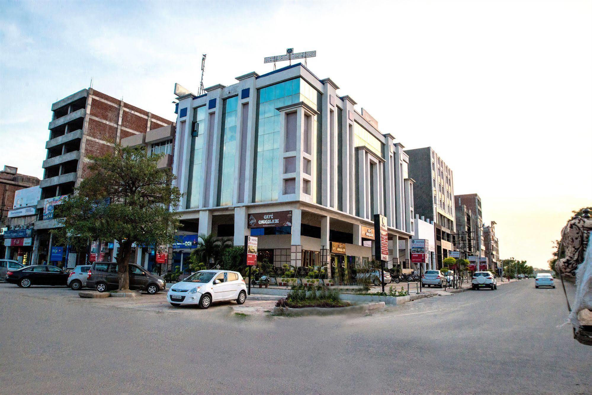 Hotel Pr Residency Amritsar Eksteriør billede